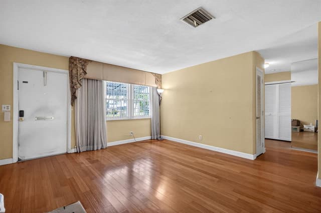 1104 W Ocean Avenue, Boynton Beach FL 33426 - Boynton Beach, FL - Photo 6