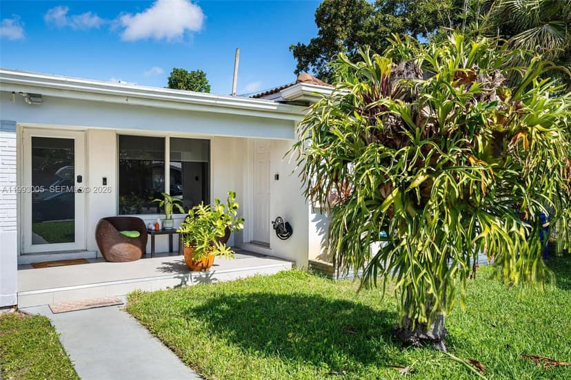 2923 Madison St, Hollywood FL 33020