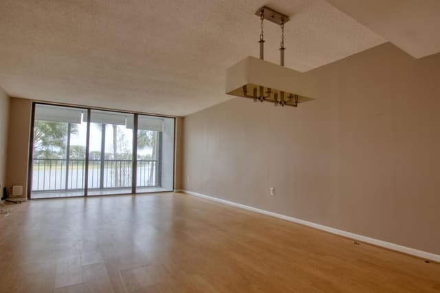 4832 Esedra Court # 204, Lake Worth FL 33467 - Lake Worth, FL - Photo 4