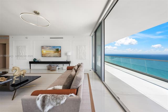 18501 Collins Ave # 2504, Sunny Isles Beach FL 33160 - Sunny Isles Beach, FL - Photo 2