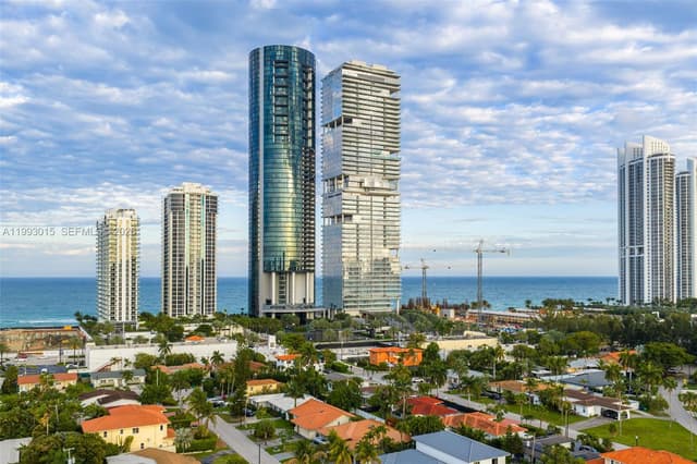 18501 Collins Ave # 2504, Sunny Isles Beach FL 33160 - Sunny Isles Beach, FL - Photo 7