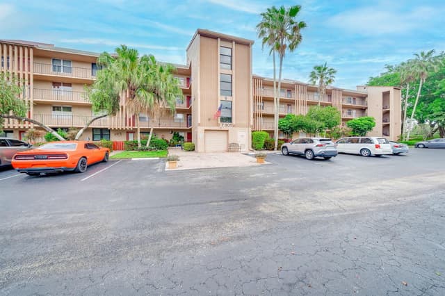 7301 NW 1st Street # 402, Margate FL 33063 - Margate, FL - Photo 2