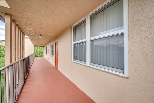 7301 NW 1st Street # 402, Margate FL 33063 - Margate, FL - Photo 4