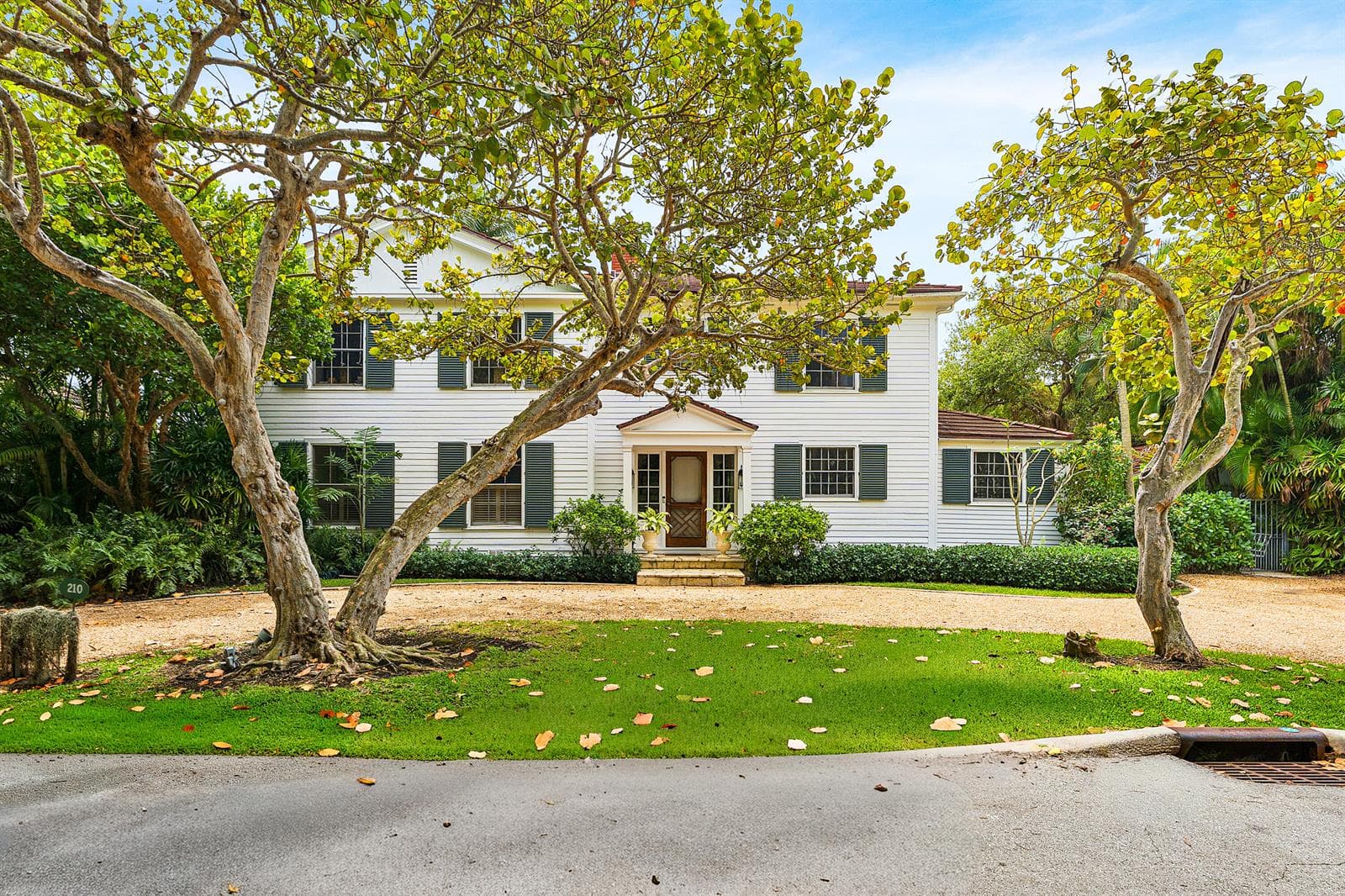 210 Merrain Road, Palm Beach FL 33480