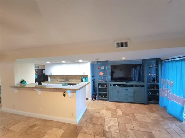 2790 NW 80th Avenue, Sunrise FL 33322 - Sunrise, FL - Photo 7