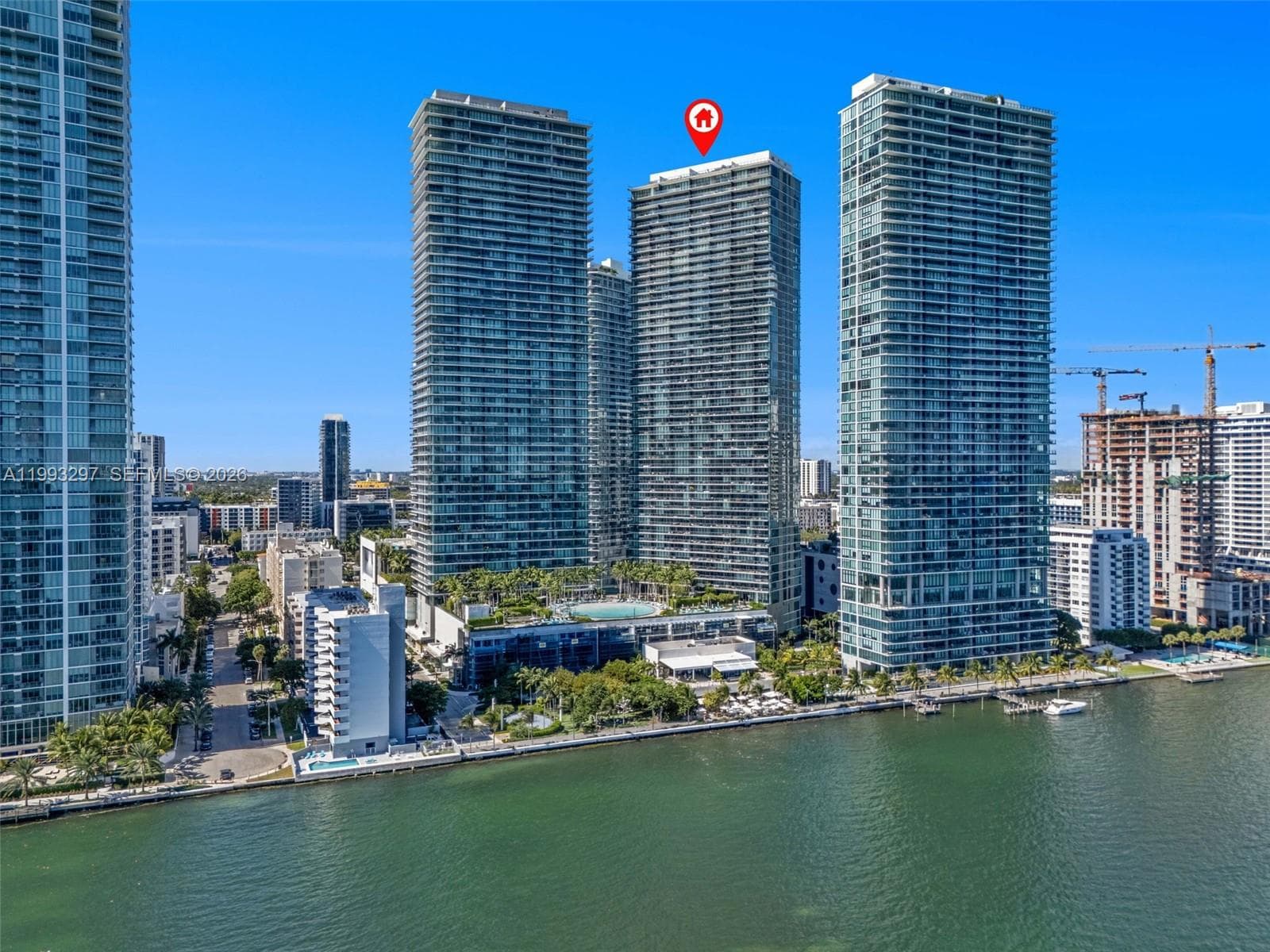 650 NE 32nd St # 2104, Miami FL 33137