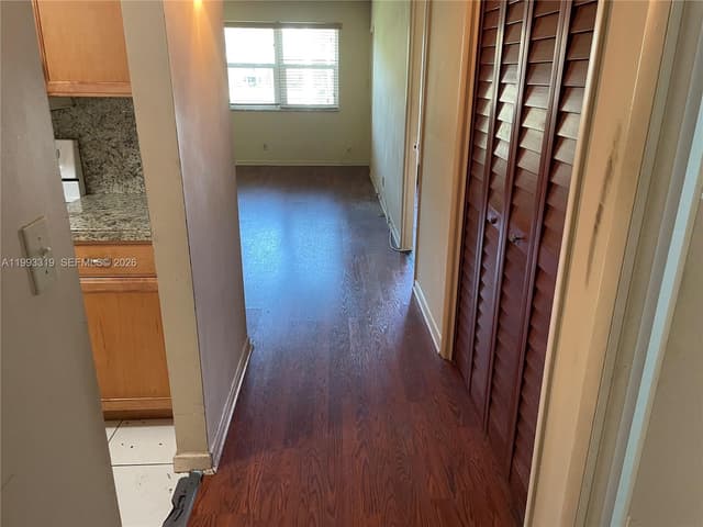 2300 Park Ln # 208, Hollywood FL 33021 - Hollywood, FL - Photo 4