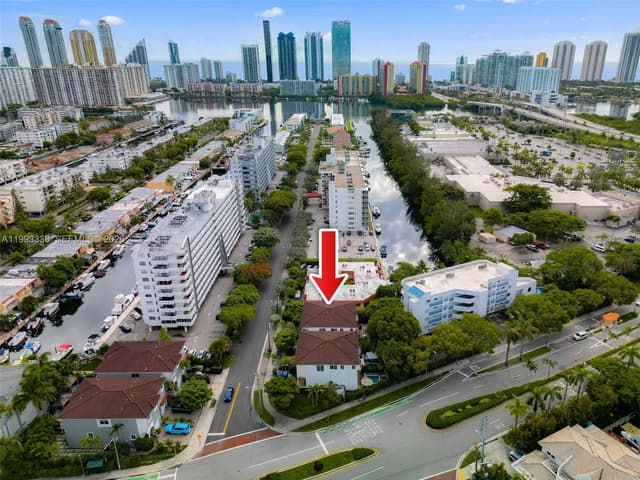 3506 NE 166th St # 4, North Miami Beach FL 33160 - North Miami Beach, FL - Photo 2