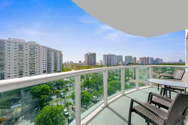 19370 Collins Ave # 916, Sunny Isles Beach FL 33160 - Sunny Isles Beach, FL - Photo 2
