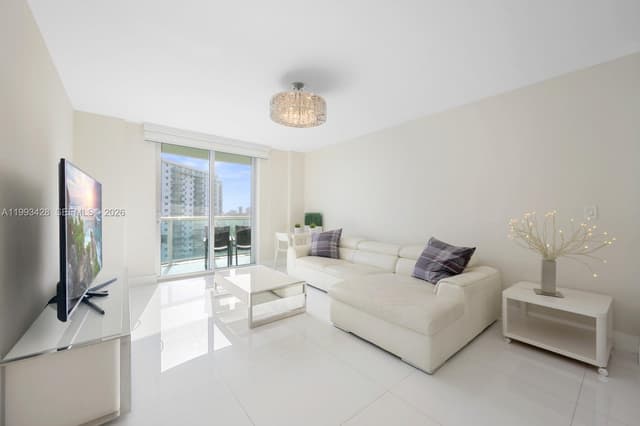 19370 Collins Ave # 916, Sunny Isles Beach FL 33160 - Sunny Isles Beach, FL - Photo 3