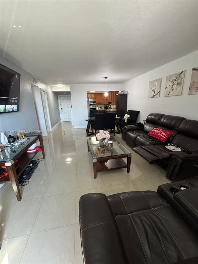 6960 Miami Gardens Dr # 516, Hialeah FL 33015 - Hialeah, FL - Photo 6