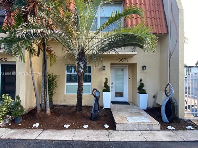 3672 NE 167th St # 31, North Miami Beach FL 33160 - North Miami Beach, FL - Photo 2