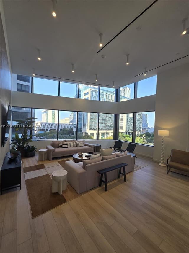 225 N Miami Ave # 910, Miami FL 33128 - Miami, FL - Photo 3