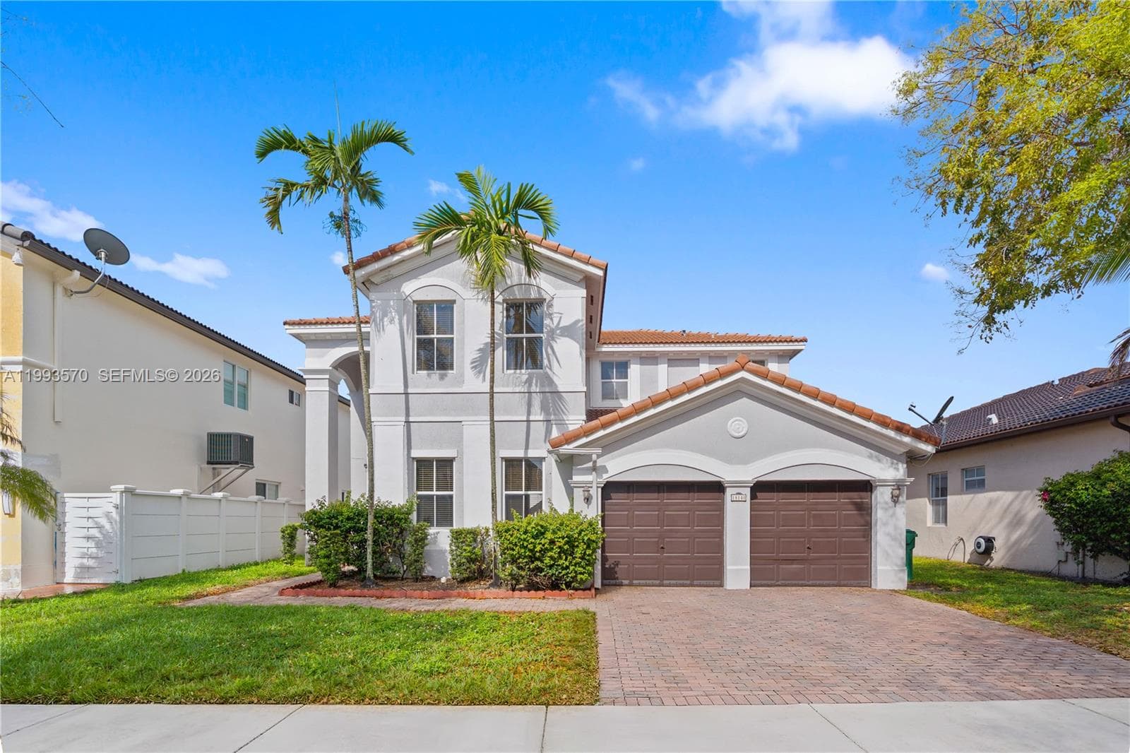 18140 NW 90th Ave, Hialeah FL 33018 - Hialeah, FL - Photo 1