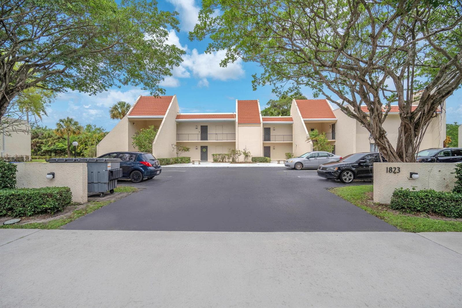 1823 Presidential Way # E101, West Palm Beach FL 33401 - West Palm Beach, FL - Photo 1