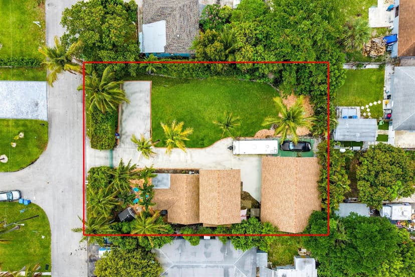 613 N 5th Street, Lantana FL 33462