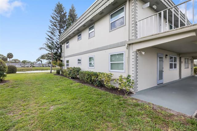 72 Monaco B # 72, Delray Beach FL 33446 - Delray Beach, FL - Photo 3