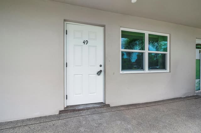 49 Hastings # D, West Palm Beach FL 33417 - West Palm Beach, FL - Photo 4