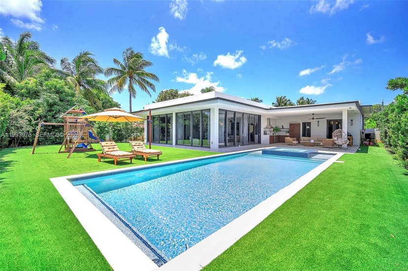 46 NE 162nd St, Miami FL 33162