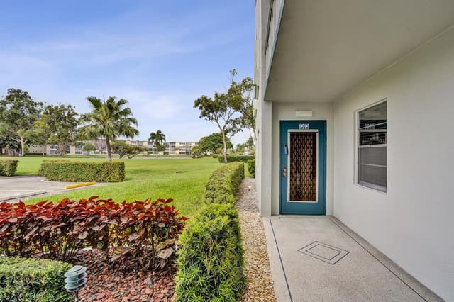1020 Lincoln, Boca Raton FL 33434 - Boca Raton, FL - Photo 2