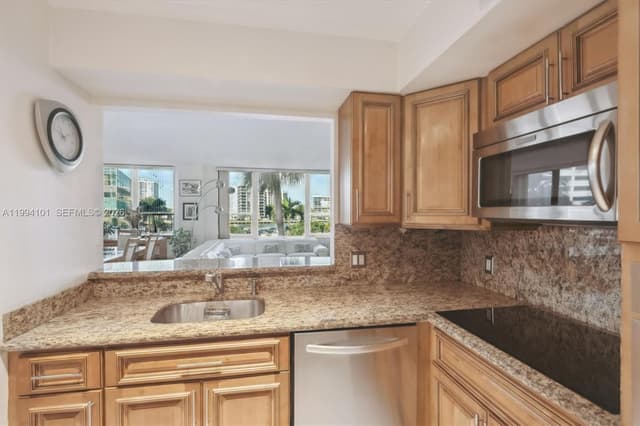 3505 S Ocean Dr # 201, Hollywood FL 33019 - Hollywood, FL - Photo 2