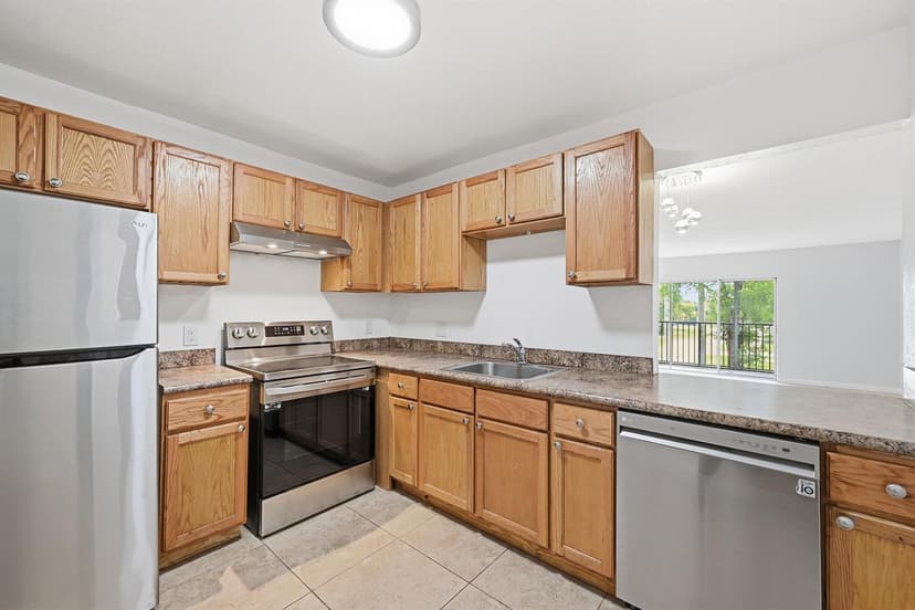 7541 NW 16th Street # 1211, Plantation FL 33313