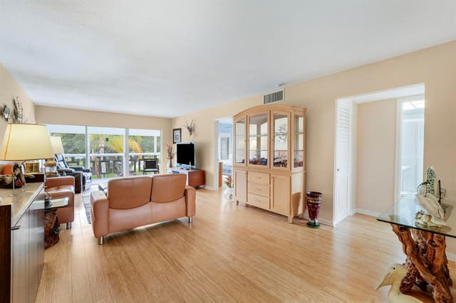 331 Tequesta Drive # 213, Tequesta FL 33469 - Tequesta, FL - Photo 2