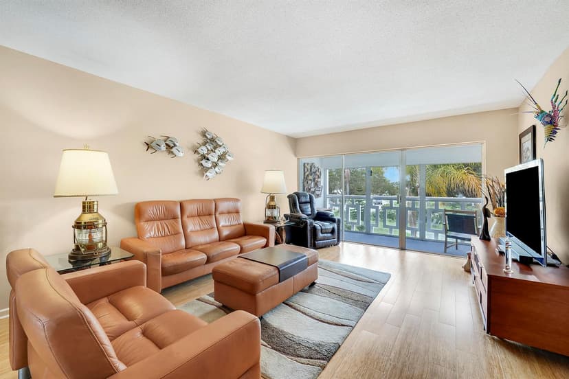 331 Tequesta Drive # 213, Tequesta FL 33469
