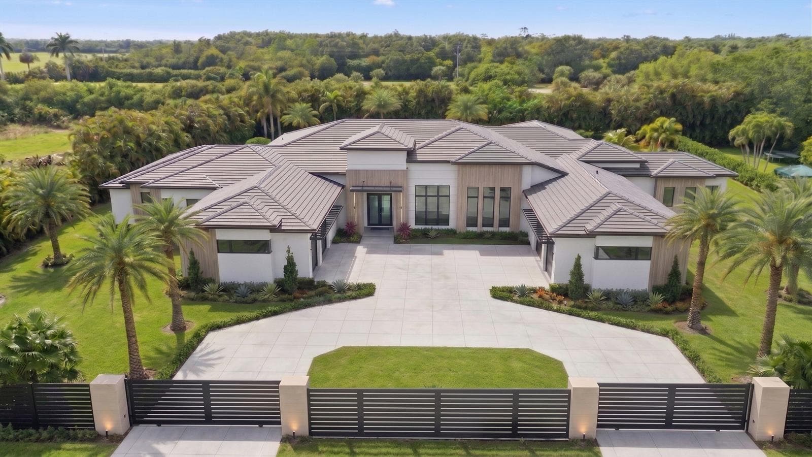 3905 Fieldview Way, Wellington FL 33414