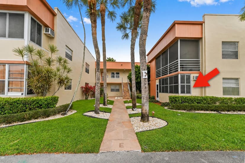 211 Piedmont E, Delray Beach FL 33484