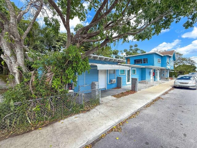 714 N 4th Ave Avenue N, FL 33460 - Photo 3