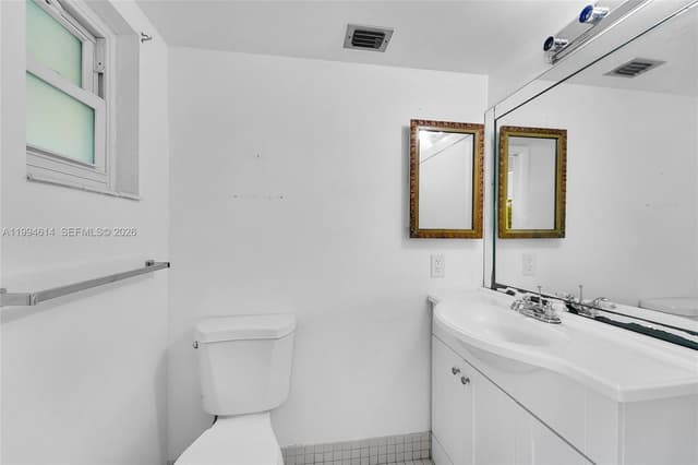 3090 NW 46th Ave # 212C, Lauderdale Lakes FL 33313 - Lauderdale Lakes, FL - Photo 7