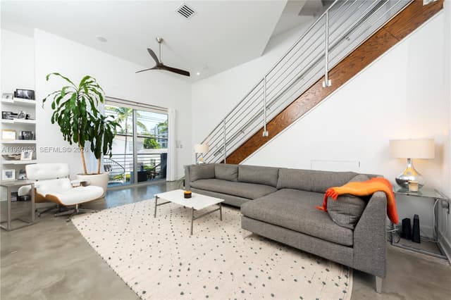 361 Jefferson Ave # 3, Miami Beach FL 33139 - Miami Beach, FL - Photo 2