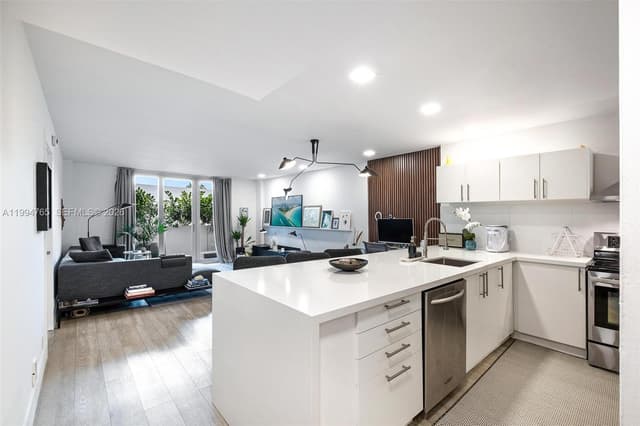 5 Island Ave, Miami Beach FL 33139 - Miami Beach, FL - Photo 3