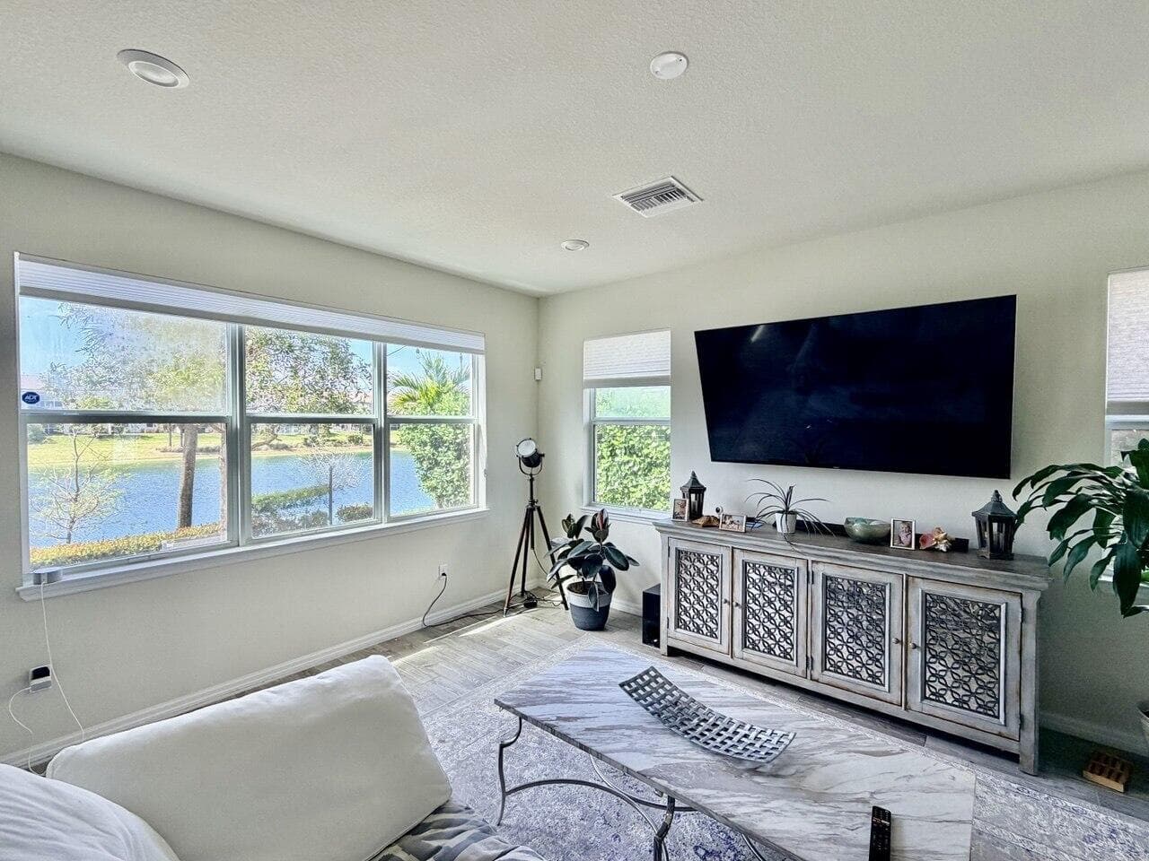 4924 Greenway Drive, Hollywood FL 33021