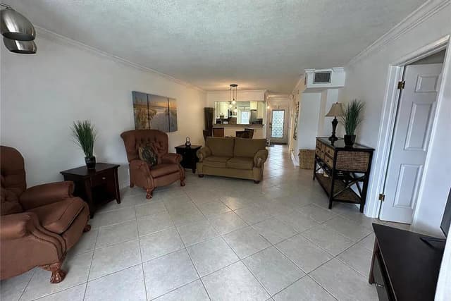 400 SE 10th Street # 202, Deerfield Beach FL 33441 - Deerfield Beach, FL - Photo 6