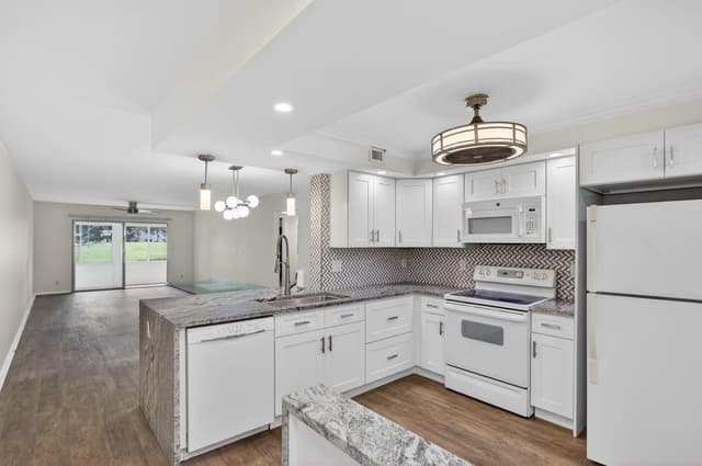 3203 Portofino Point # M1, Coconut Creek FL 33066 - Coconut Creek, FL - Photo 3