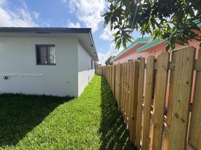 644 NW 6th Ct, Hallandale Beach FL 33009 - Hallandale Beach, FL - Photo 5
