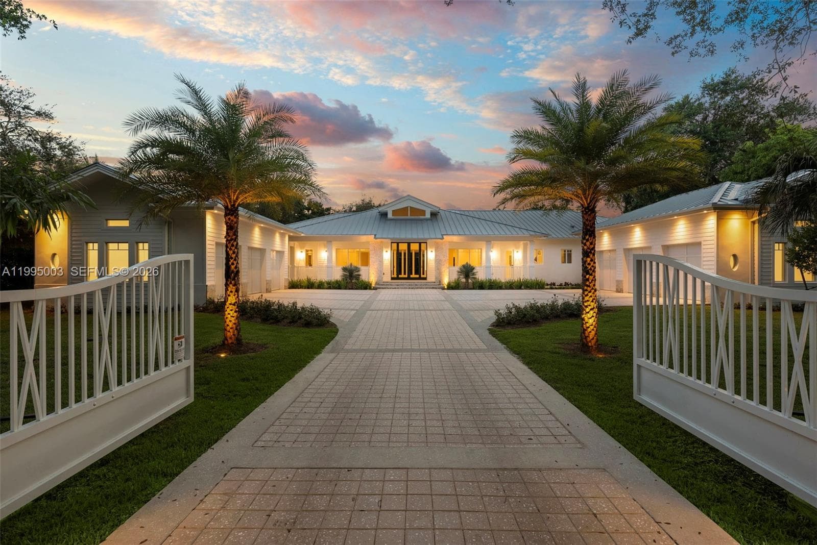 7900 SW 118th St, Pinecrest FL 33156