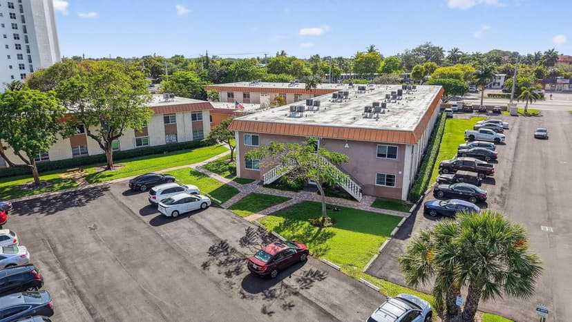12 NE 19th Court # 118a, Wilton Manors FL 33305