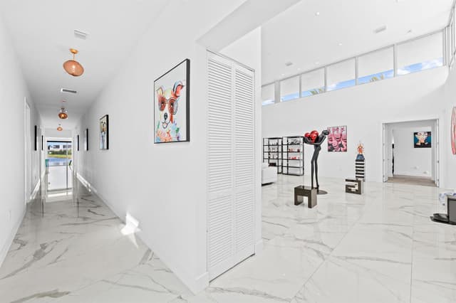 16758 Natures Way, Weston FL 33326 - Weston, FL - Photo 6