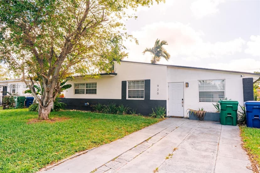 920 NW 84th St, Miami FL 33150