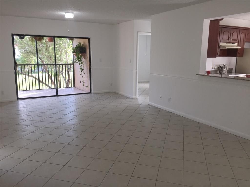 12276 Royal Palm Boulevard # 7, Coral Springs FL 33065