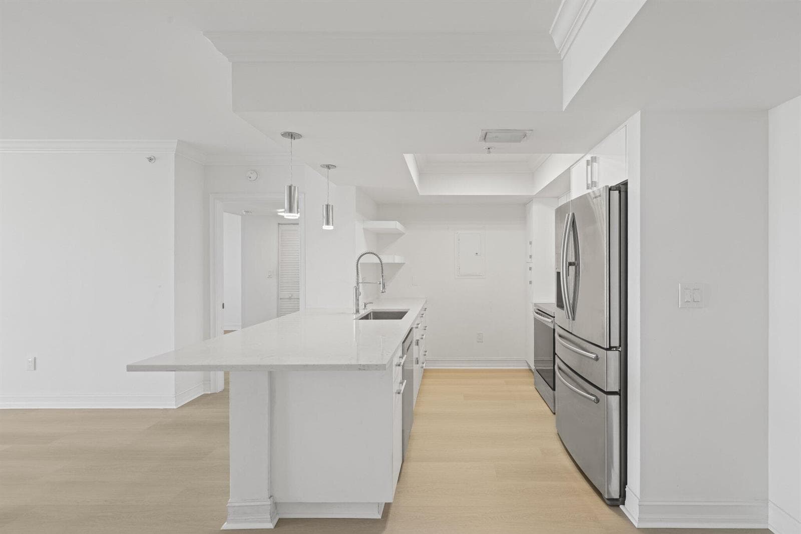 99 SE Mizner Boulevard # 609, Boca Raton FL 33432