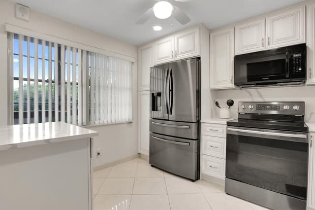 4701 Martinique Drive # K3, Coconut Creek FL 33066 - Coconut Creek, FL - Photo 6
