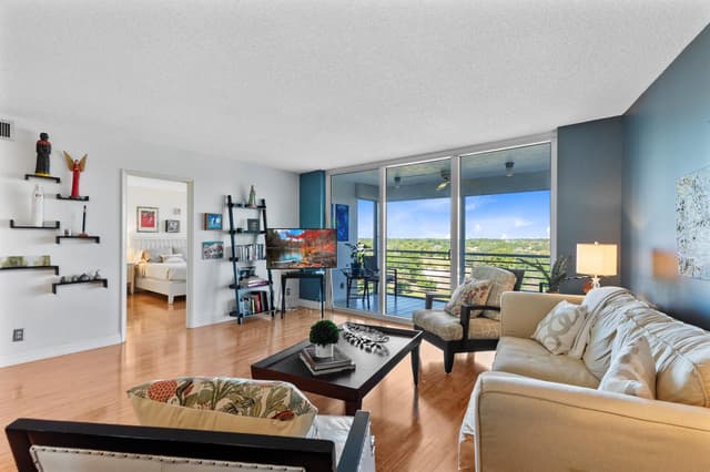 3499 Oaks Way # 806, Pompano Beach FL 33069 - Pompano Beach, FL - Photo 2