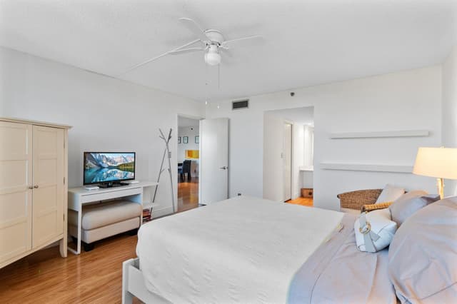3499 Oaks Way # 806, Pompano Beach FL 33069 - Pompano Beach, FL - Photo 6