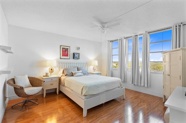 3499 Oaks Way # 806, Pompano Beach FL 33069 - Pompano Beach, FL - Photo 5
