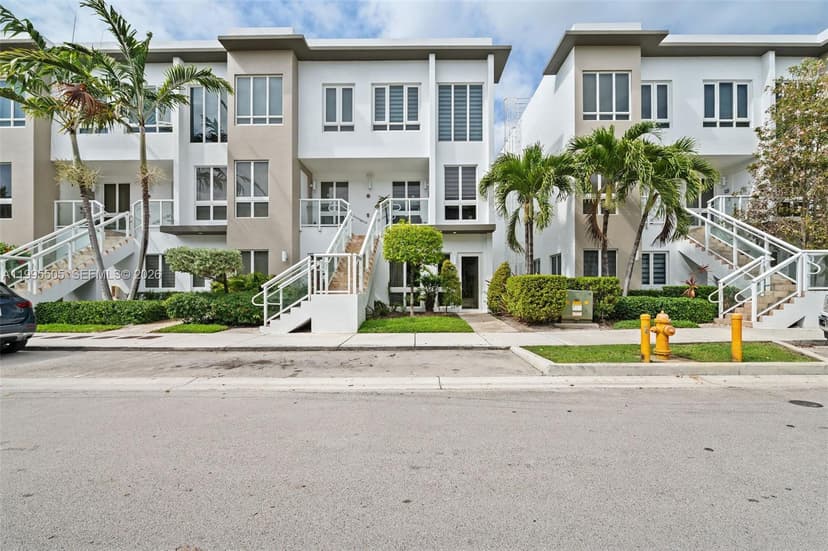 10305 NW 63rd Ter # 105, Doral FL 33178