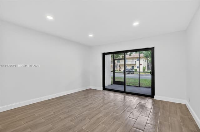 275 Gate Rd # 104, Hollywood FL 33024 - Hollywood, FL - Photo 7